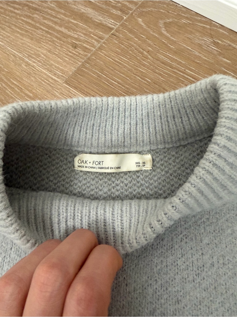 Oversized Intarsia Knit Sweater OAK + FORT Two-Tone - Picture 4 of 8